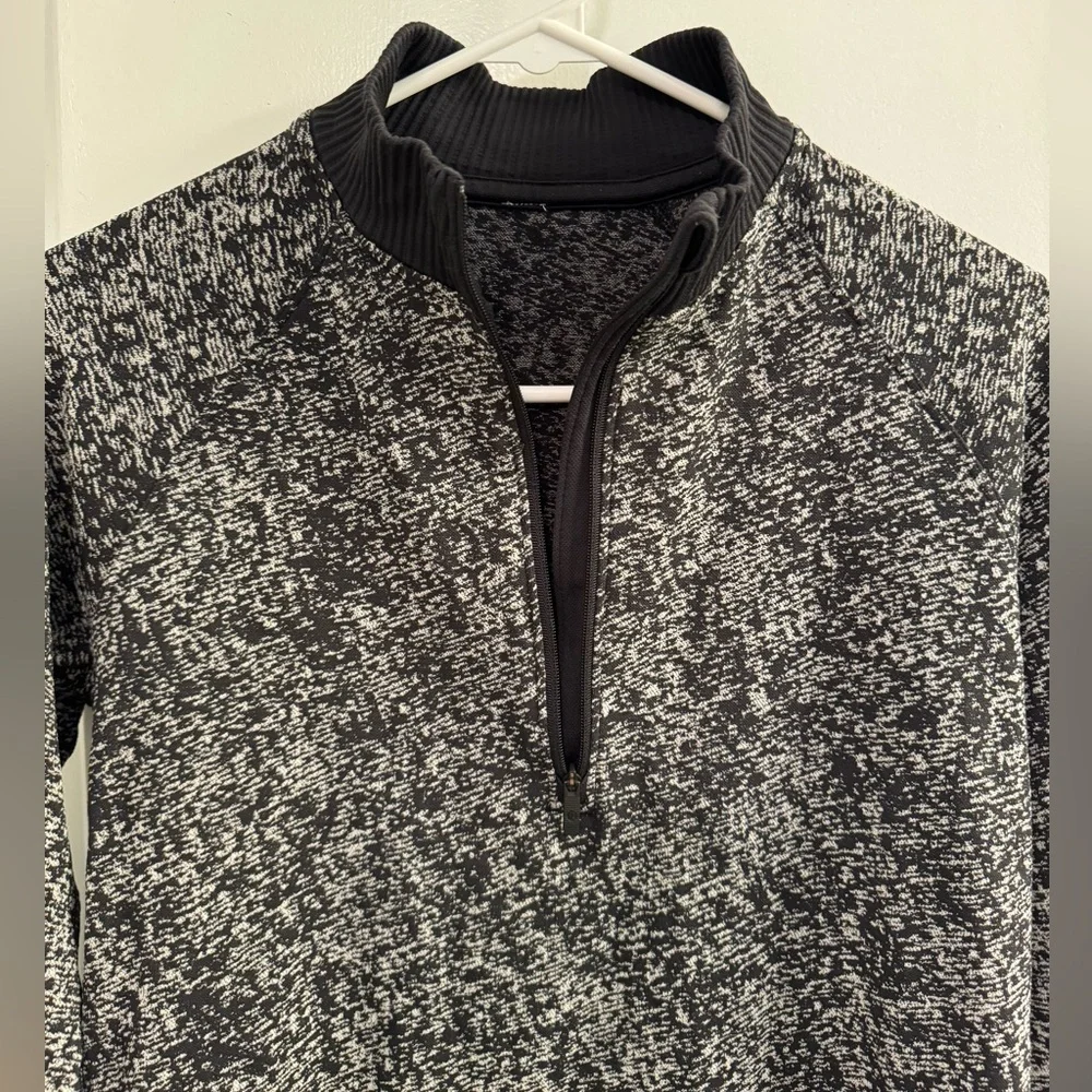 Lululemon Rest Less 1/2 Zip Black White